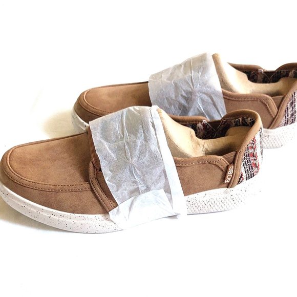 Skechers Brown Loafers with Speckled Sole - Picture 6 of 8